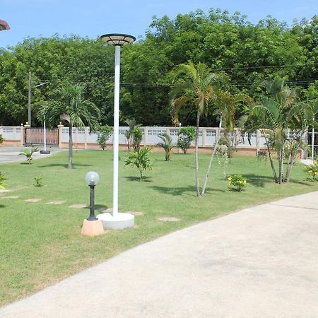 Naluemon Village Fh 1 رايونغ المظهر الخارجي الصورة